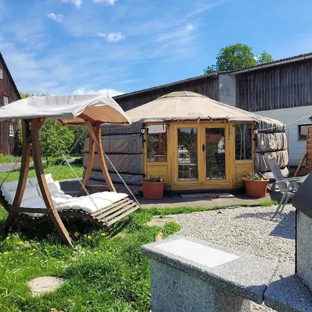 In Neuhaus Adeger Mit Grill Und Terrasse شقة *